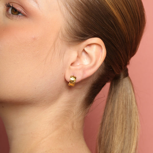 Analia Huggies Hoops