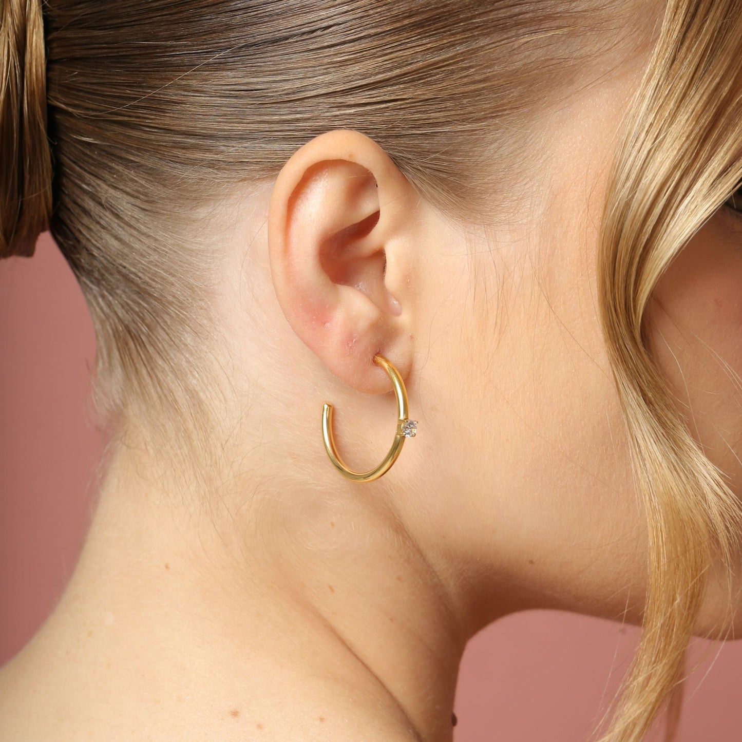 Caprice Hoops