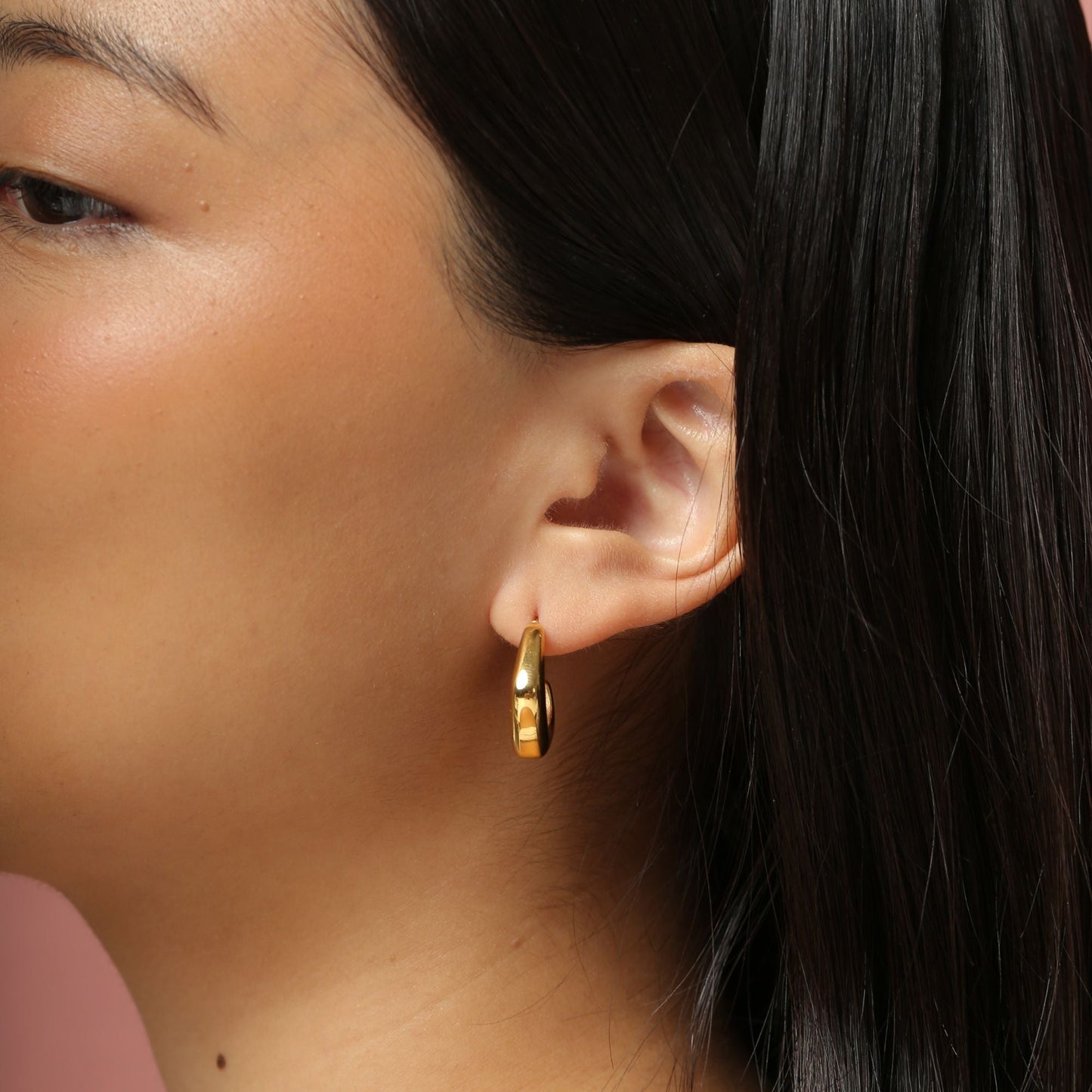 Caterina Hoops