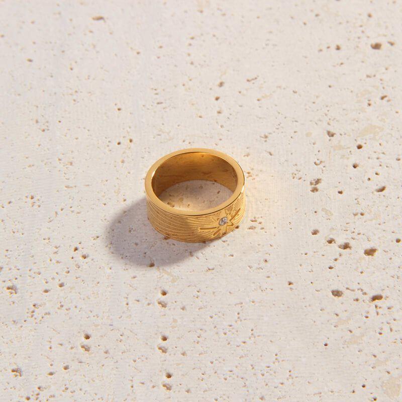 Claudia Ring