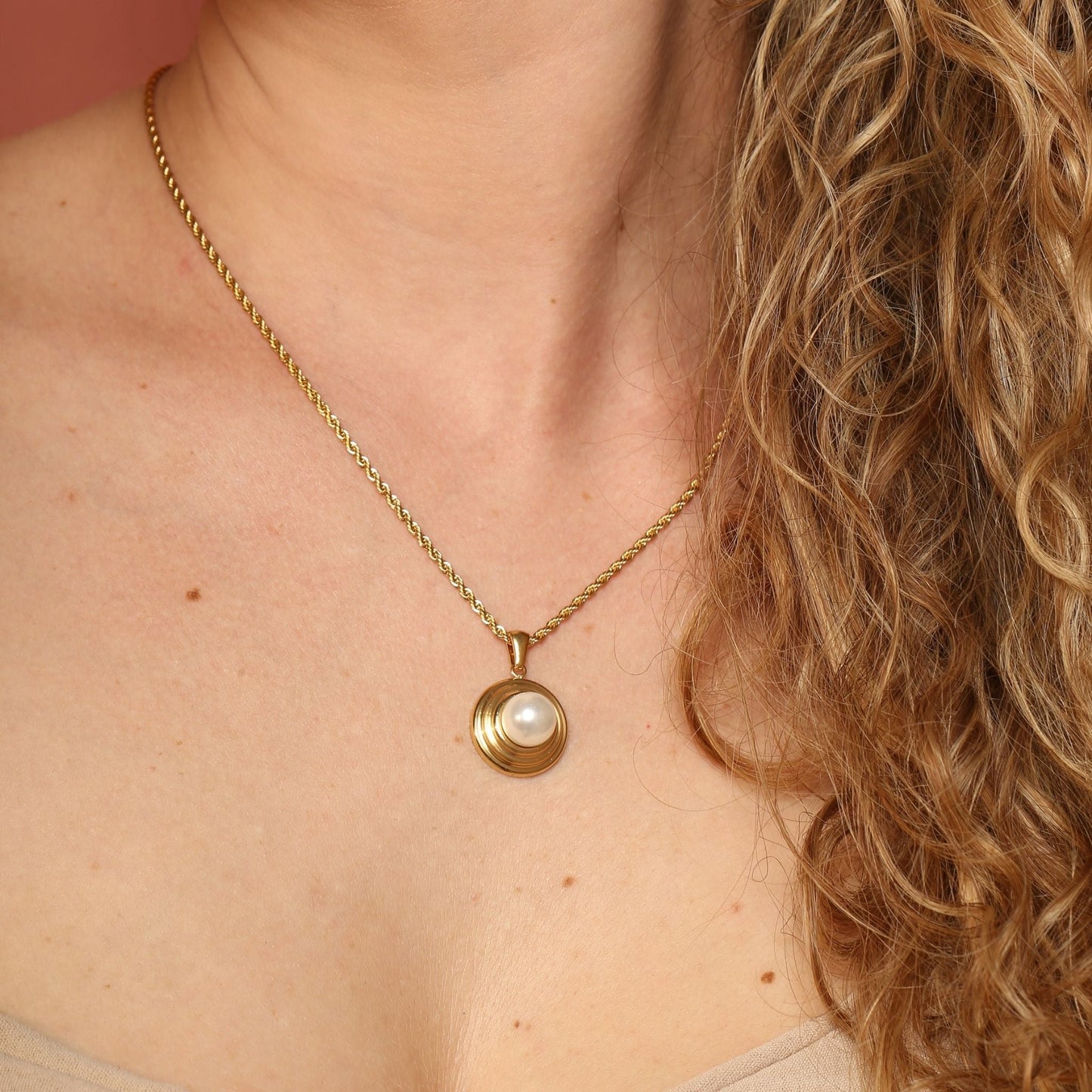 Dolores Necklace