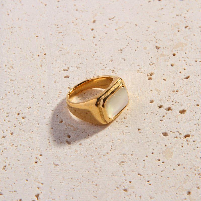 Feliza Ring