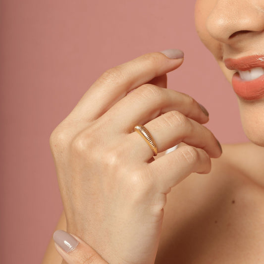 Iluminada Ring