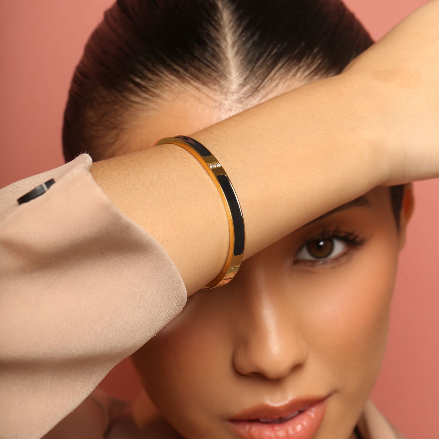 Julieta Black Bangle