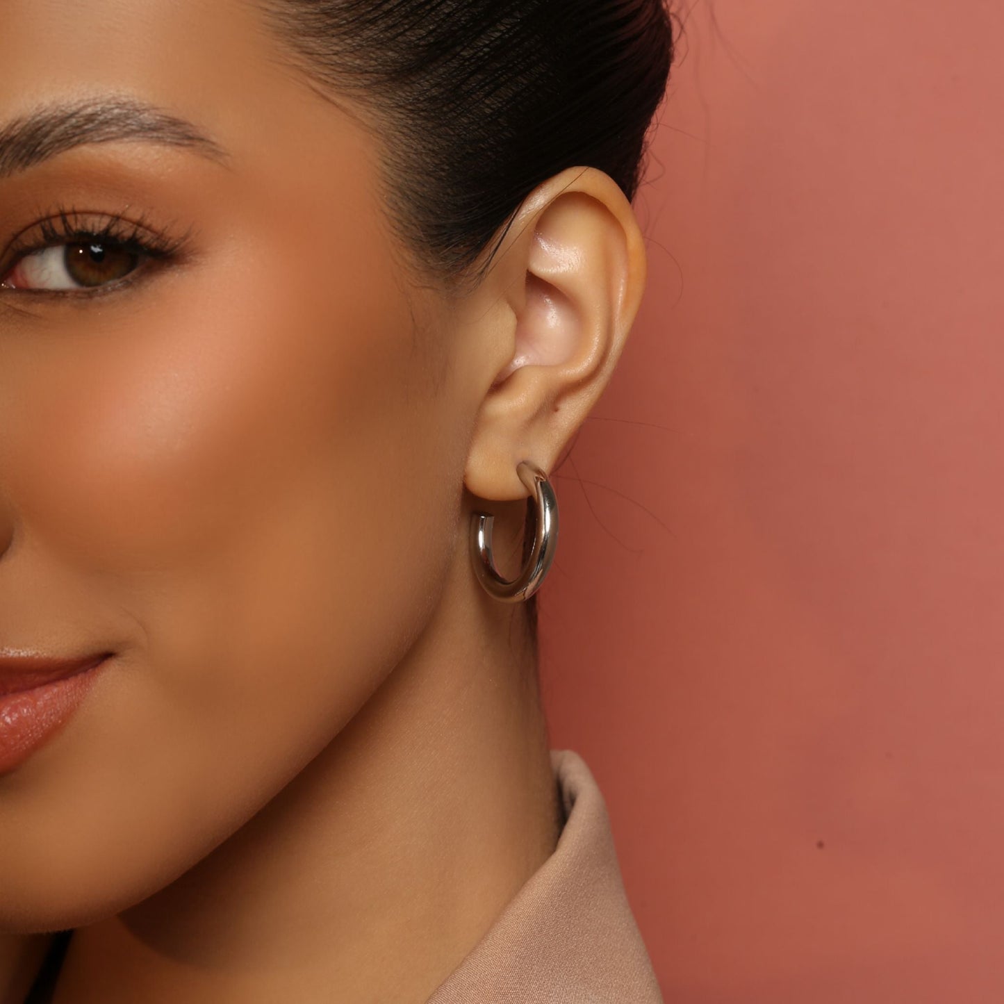 Medium Cali Silver Hoops