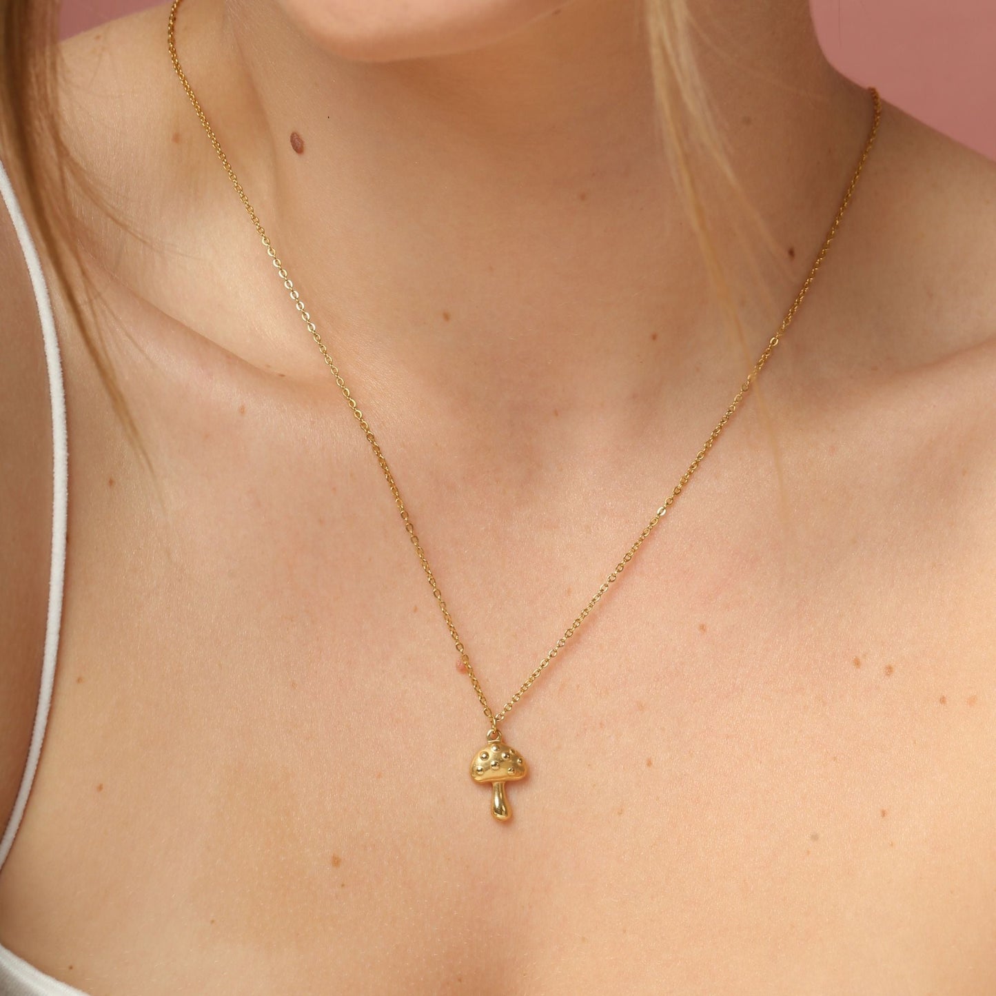Mercedes Necklace