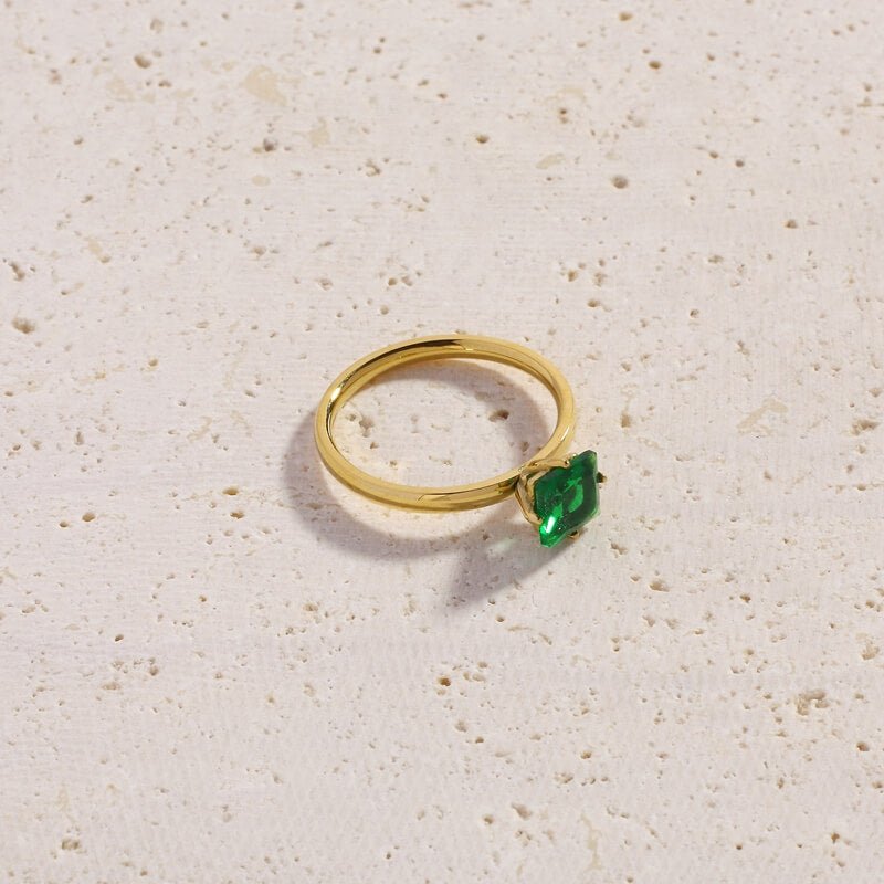 Noemi Ring