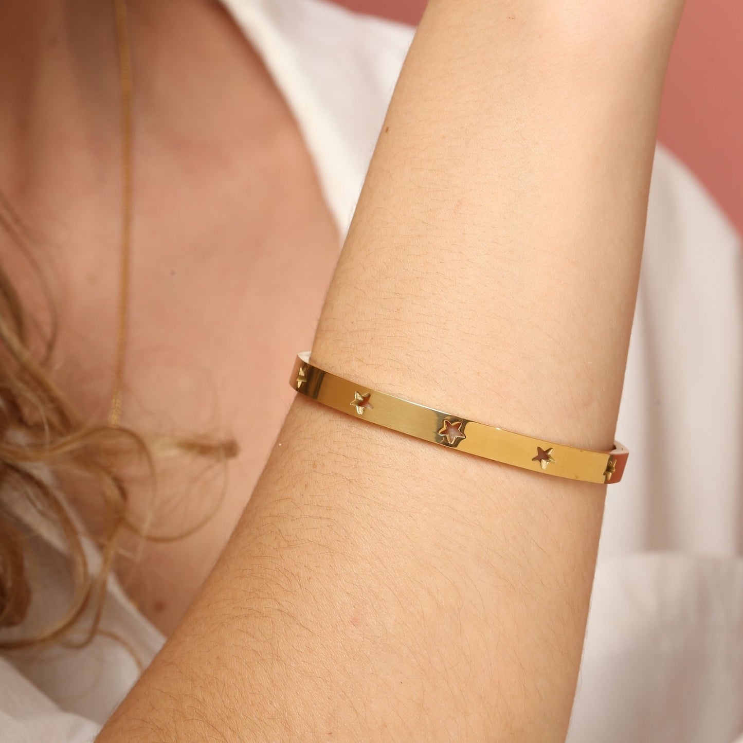 Valeria Bangle