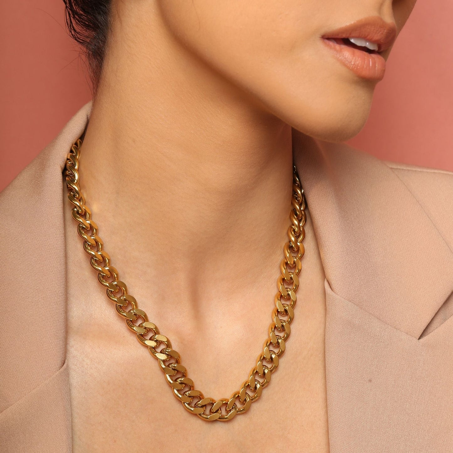 Vicenta Chain Necklace