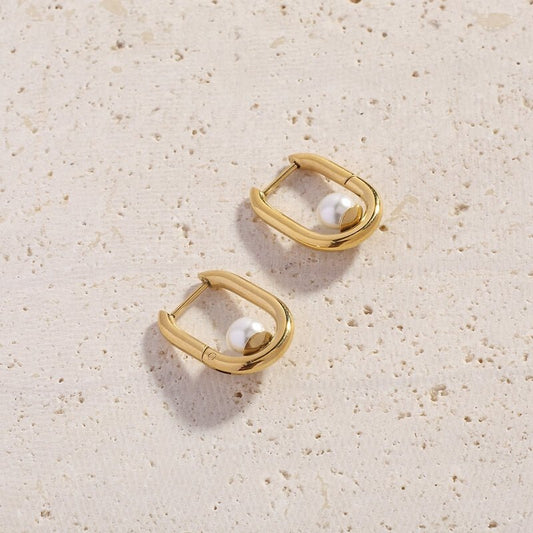 Donella Hoops