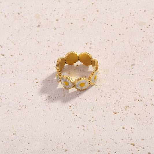 Faviola Ring