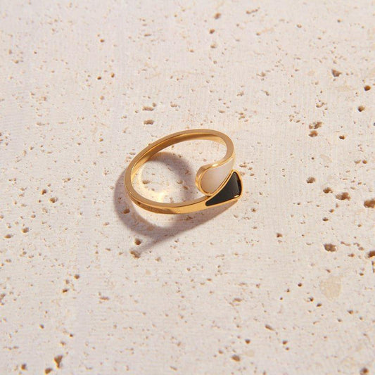 Manu Ring