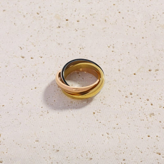 Nives Ring